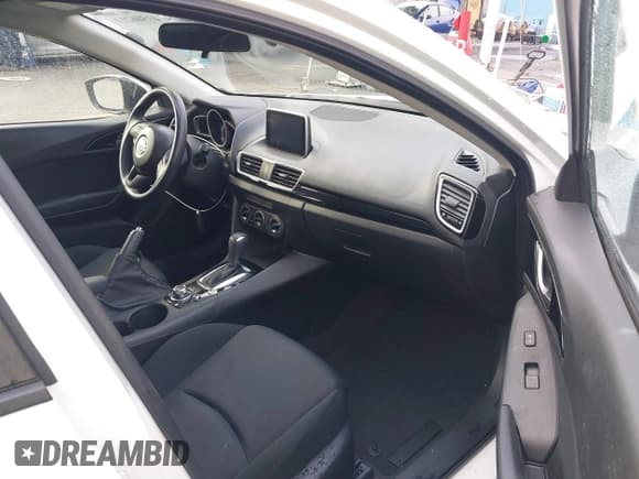✅ 2016 Mazda 3 i Sport • VIN: JM1BM1J76G1292515 • Lot: 41506211. Wystawiony na IAAI z przebiegiem 39 157 mil. Bezpłatny archiwum sprzedaży aukcyjnych z USA i szczegółowy raport historii pojazdu na DreamBid. Zdjęcie 5.