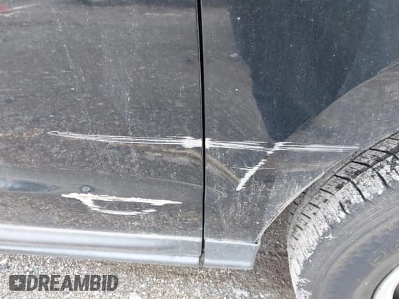 ✅ 2009 Hyundai Santa Fe GLS • VIN: 5NMSG13D09H233611 • Lot: 43587782. Listed on IAAI with 233,395 mi. Free auction sales archive from the USA and detailed vehicle history report at DreamBid. Image 12.