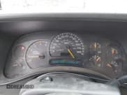 ✅ 2005 Chevrolet Silverado 2500HD Work Truck • VIN: 1GCHK23245F965938 • Lot: 43677906. Wystawiony na IAAI z przebiegiem 238 789 mil. Bezpłatny archiwum sprzedaży aukcyjnych z USA i szczegółowy raport historii pojazdu na DreamBid. Zdjęcie 7.