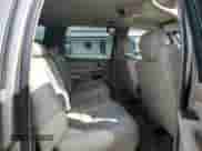 2003 Chevrolet Suburban LS с VIN 1GNGC26U73R204104, выставлен на аукционе Copart как лот 73661544 с пробегом Не указан миль и Списание • Salvage title. История ставок и продаж доступна на DreamBid. Изображение 11.