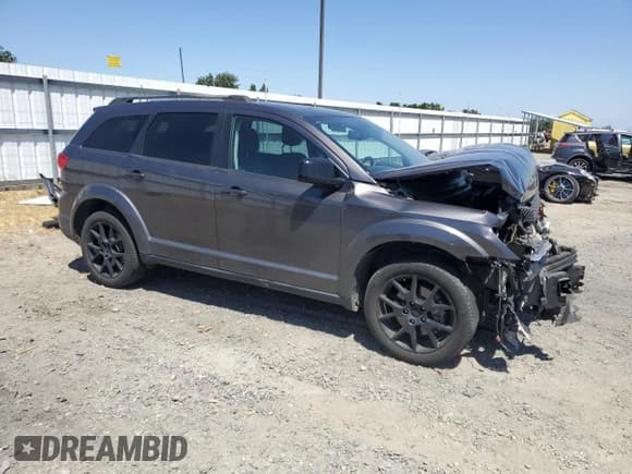 ✅ 2017 Dodge Journey SXT • VIN: 3C4PDCBB6HT677829 • Lot: 56154055. Listed on Copart with 107,029 mi. Free auction sales archive from the USA and detailed vehicle history report at DreamBid. Image 4.