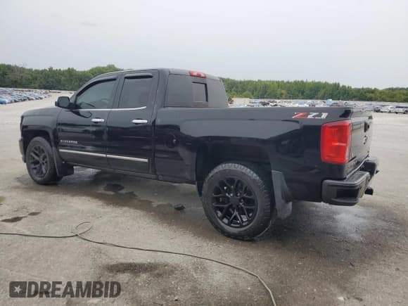 ✅ 2018 Chevrolet Silverado 1500 LTZ • VIN: 1GCVKSEJ0JZ200676 • Лот: 70526065. Опубликован ранее на Copart с пробегом 209 927 миль. Бесплатный доступ к архиву аукционных продаж из США и подробный отчёт об истории автомобиля на DreamBid. Изображение 2.