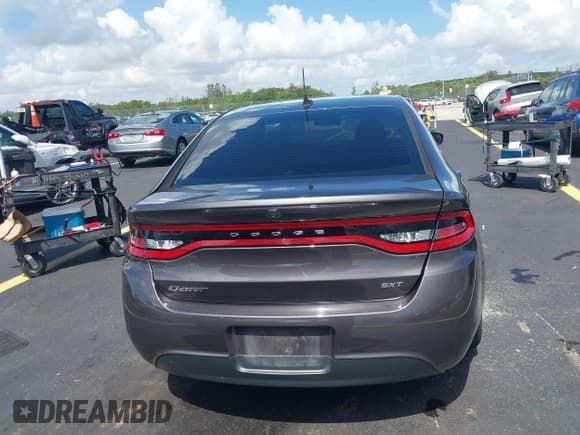 ✅ 2015 Dodge Dart SXT • VIN: 1C3CDFBB0FD364377 • Lot: 42473763. Wystawiony na IAAI z przebiegiem 169 274 mil. Bezpłatny archiwum sprzedaży aukcyjnych z USA i szczegółowy raport historii pojazdu na DreamBid. Zdjęcie 16.