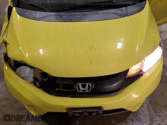 ✅ 2016 Honda Fit LX • VIN: JHMGK5H5XGS012384 • Lot: 93250775. Listed on Copart with 85,903 mi. Free auction sales archive from the USA and detailed vehicle history report at DreamBid. Image 11.