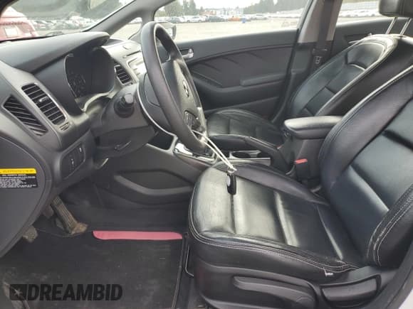 ✅ 2017 Kia Forte LX • VIN: 3KPFK4A72HE118156 • Lot: 82489195. Listed on Copart with 111,437 mi. Free auction sales archive from the USA and detailed vehicle history report at DreamBid. Image 7.