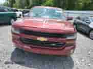 2017 Chevrolet Silverado 1500 LT с VIN 1GCVKREC3HZ322064, выставлен на аукционе Copart как лот 61530195 с пробегом 149 346 миль миль и Списание • Salvage title. История ставок и продаж доступна на DreamBid. Изображение 5.