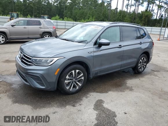 ✅ 2024 Volkswagen Tiguan S • VIN: 3VVRB7AX0RM058580 • Lot: 71196945. Listed on Copart with 11,211 mi. Free auction sales archive from the USA and detailed vehicle history report at DreamBid. Image 1.