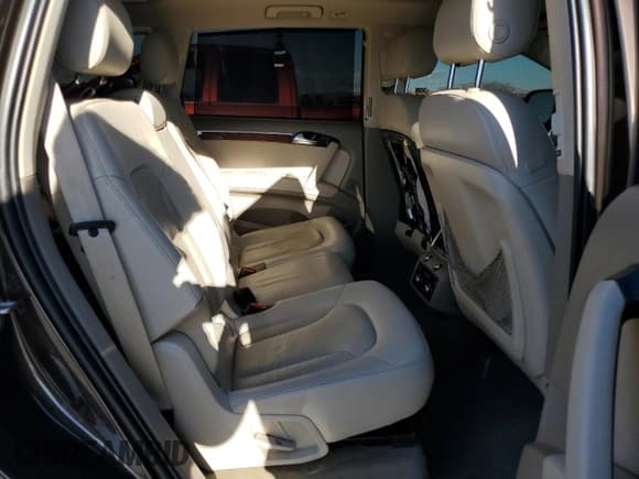 ✅ 2011 Audi Q7 S line • VIN: WA1DGAFE2BD008516 • Lot: 87260895. Wystawiony na Copart z przebiegiem 110 411 mil. Bezpłatny archiwum sprzedaży aukcyjnych z USA i szczegółowy raport historii pojazdu na DreamBid. Zdjęcie 11.