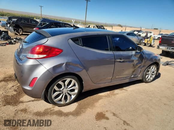 ✅ 2013 Hyundai Veloster w/Black Int • VIN: KMHTC6AD1DU093565 • Lot: 90691545. Listed on Copart with 137,383 mi. Free auction sales archive from the USA and detailed vehicle history report at DreamBid. Image 3.