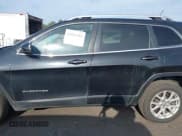 ✅ 2015 Jeep Cherokee Latitude • VIN: 1C4PJMCB7FW675124 • Лот: 43212414. Опубликован ранее на IAAI с пробегом 277 775 миль. Бесплатный доступ к архиву аукционных продаж из США и подробный отчёт об истории автомобиля на DreamBid. Изображение 13.