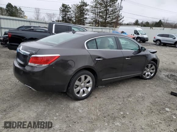 ✅ 2013 Buick LaCrosse • VIN: 1G4GL5G32DF180888 • Lot: 50257065. Wystawiony na Copart z przebiegiem 83 121 mil. Bezpłatny archiwum sprzedaży aukcyjnych z USA i szczegółowy raport historii pojazdu na DreamBid. Zdjęcie 3.