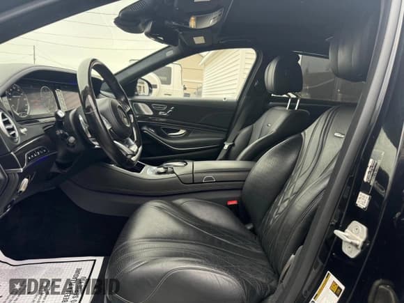 ✅ 2016 Mercedes-Benz S 63 AMG • VIN: WDDUG7JB6GA243201 • Лот: 86297544. Опубликован ранее на Copart с пробегом 88 290 миль. Бесплатный доступ к архиву аукционных продаж из США и подробный отчёт об истории автомобиля на DreamBid. Изображение 8.