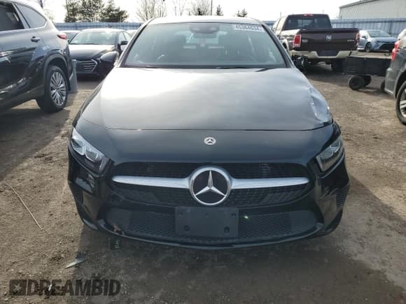 ✅ 2019 Mercedes-Benz A 250 • VIN: WDD3F4HB8KJ091014 • Лот: 45364634. Опубликован ранее на Copart с пробегом 68 612 миль. Бесплатный доступ к архиву аукционных продаж из США и подробный отчёт об истории автомобиля на DreamBid. Изображение 5.