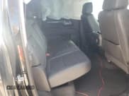 ✅ 2024 Chevrolet Silverado 1500 LT Trail Boss • VIN: 3GCUDFE81RG347126 • Lot: 82419465. Wystawiony na Copart z przebiegiem 28 125 mil. Bezpłatny archiwum sprzedaży aukcyjnych z USA i szczegółowy raport historii pojazdu na DreamBid. Zdjęcie 10.