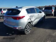 ✅ 2017 Kia Sportage EX • VIN: KNDPNCAC0H7089520 • Lot: 43688138. Wystawiony na IAAI z przebiegiem 97 254 mil. Bezpłatny archiwum sprzedaży aukcyjnych z USA i szczegółowy raport historii pojazdu na DreamBid. Zdjęcie 4.