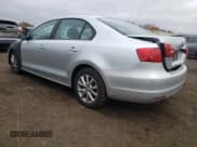 ✅ 2011 Volkswagen Jetta SE • VIN: 3VWDX7AJ6BM346855 • Lot: 90869545. Wystawiony na Copart z przebiegiem 251 524 mil. Bezpłatny archiwum sprzedaży aukcyjnych z USA i szczegółowy raport historii pojazdu na DreamBid. Zdjęcie 2.