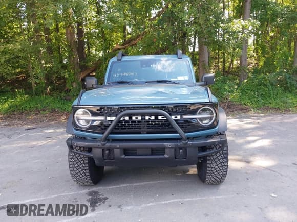 ✅ 2022 Ford Bronco • VIN: 1FMEE5DP1NLB66752 • Lot: 42793747. Listed on IAAI with 30,888 mi. Free auction sales archive from the USA and detailed vehicle history report at DreamBid. Image 12.