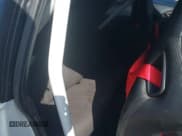 ✅ 1989 Ford Mustang • VIN: 1FABP41E1KF170203 • Lot: 42167685. Wystawiony na IAAI z przebiegiem 91 032 mil. Bezpłatny archiwum sprzedaży aukcyjnych z USA i szczegółowy raport historii pojazdu na DreamBid. Zdjęcie 8.