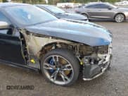 ✅ 2018 BMW 5 Series M550i xDrive • VIN: WBAJB9C59JB035262 • Lot: 43635064. Wystawiony na IAAI z przebiegiem 108 290 mil. Bezpłatny archiwum sprzedaży aukcyjnych z USA i szczegółowy raport historii pojazdu na DreamBid. Zdjęcie 6.