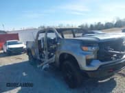 ✅ 2023 Chevrolet Silverado 1500 Custom Trail Boss • VIN: 3GCUDCED1PG304804 • Lot: 41330335. Wystawiony na IAAI z przebiegiem Nie podano. Bezpłatny archiwum sprzedaży aukcyjnych z USA i szczegółowy raport historii pojazdu na DreamBid. Zdjęcie 12.