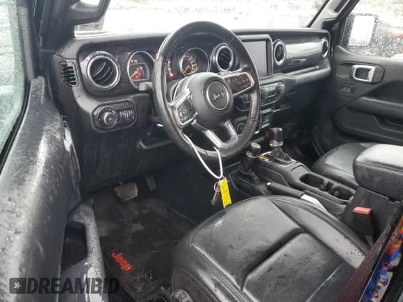 ✅ 2022 Jeep Wrangler Unlimited Sahara • VIN: 1C4HJXEGXNW211886 • Lot: 54877645. Listed on Copart with 64,815 mi. Free auction sales archive from the USA and detailed vehicle history report at DreamBid. Image 8.
