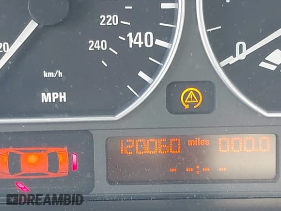 ✅ 2005 BMW 3 Series 330i • VIN: WBAEV53435KM40855 • Lot: 42344505. Listed on IAAI with 120,060 mi. Free auction sales archive from the USA and detailed vehicle history report at DreamBid. Image 15.