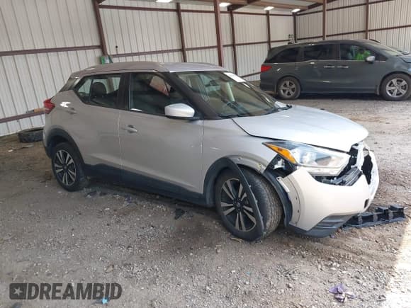 ✅ 2019 Nissan Kicks SR • VIN: 3N1CP5CU3KL538284 • Лот: 42591905. Опубликован ранее на IAAI с пробегом 147 468 миль. Бесплатный доступ к архиву аукционных продаж из США и подробный отчёт об истории автомобиля на DreamBid. Изображение 1.