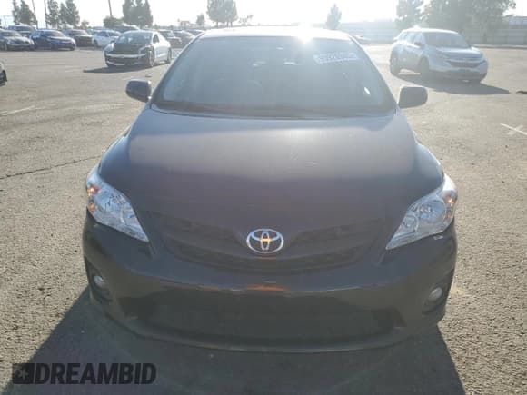 ✅ 2012 Toyota Corolla LE • VIN: 5YFBU4EE8CP004378 • Lot: 90926945. Listed on Copart with 211,091 mi. Free auction sales archive from the USA and detailed vehicle history report at DreamBid. Image 5.