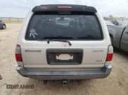 ✅ 1999 Toyota 4Runner Limited • VIN: JT3GN87R3X0128119 • Лот: 91207055. Опубликован ранее на Copart с пробегом 219 759 миль. Бесплатный доступ к архиву аукционных продаж из США и подробный отчёт об истории автомобиля на DreamBid. Изображение 6.