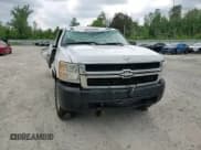 ✅ 2008 Chevrolet Silverado 2500HD 1LT • VIN: 1GCHK29K88E200314 • Lot: 61557165. Wystawiony na Copart z przebiegiem Nie podano. Bezpłatny archiwum sprzedaży aukcyjnych z USA i szczegółowy raport historii pojazdu na DreamBid. Zdjęcie 13.