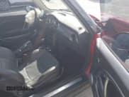 ✅ 2006 MINI Hardtop • VIN: WMWRC33526TK18176 • Lot: 41643771. Listed on IAAI with 115,778 mi. Free auction sales archive from the USA and detailed vehicle history report at DreamBid. Image 5.