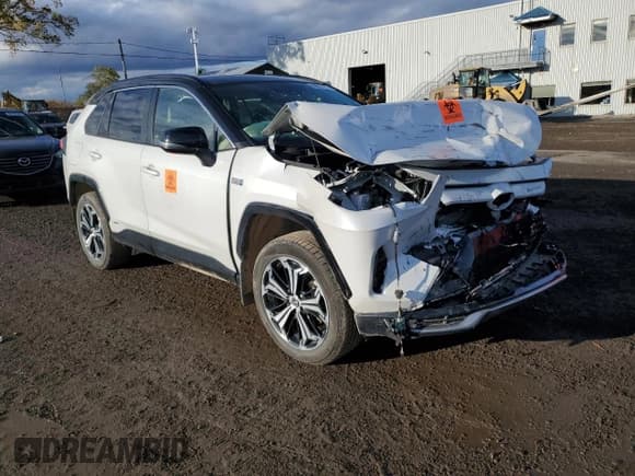 ✅ 2024 Toyota RAV4 XSE • VIN: JTMGB3FVXRD213038 • Lot: 89897665. Wystawiony na Copart z przebiegiem Nie podano. Bezpłatny archiwum sprzedaży aukcyjnych z USA i szczegółowy raport historii pojazdu na DreamBid. Zdjęcie 4.