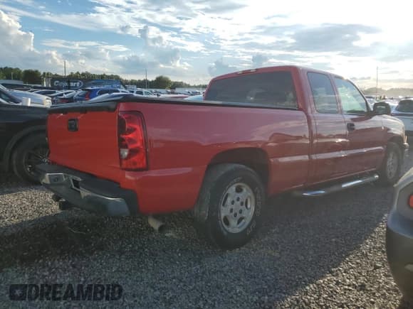 ✅ 2003 Chevrolet Silverado 1500 • VIN: 2GCEC19T031236592 • Лот: 73927204. Опубликован ранее на Copart с пробегом Не указан. Бесплатный доступ к архиву аукционных продаж из США и подробный отчёт об истории автомобиля на DreamBid. Изображение 3.
