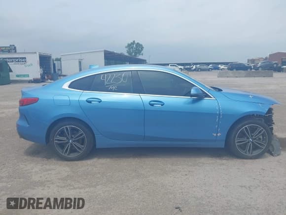 ✅ 2021 BMW 2 Series 228i • VIN: WBA53AK08M7H81105 • Lot: 42275060. Wystawiony na IAAI z przebiegiem 45 285 mil. Bezpłatny archiwum sprzedaży aukcyjnych z USA i szczegółowy raport historii pojazdu na DreamBid. Zdjęcie 14.