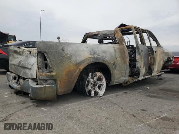 ✅ 2016 Ram 1500 Laramie • VIN: 1C6RR7VM9GS309313 • Лот: 71061765. Опубликован ранее на Copart с пробегом Не указан. Бесплатный доступ к архиву аукционных продаж из США и подробный отчёт об истории автомобиля на DreamBid. Изображение 3.