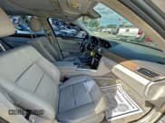 ✅ 2014 Mercedes-Benz E 350 Sport • VIN: WDDHF5KB9EA898764 • Lot: 94830445. Wystawiony na Copart z przebiegiem 141 551 mil. Bezpłatny archiwum sprzedaży aukcyjnych z USA i szczegółowy raport historii pojazdu na DreamBid. Zdjęcie 5.