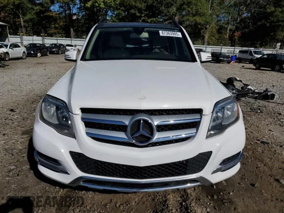 ✅ 2013 Mercedes-Benz GLK 250 • VIN: WDCGG0EB1DG088729 • Lot: 87363985. Listed on Copart with 156,239 mi. Free auction sales archive from the USA and detailed vehicle history report at DreamBid. Image 5.