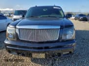 ✅ 2004 Cadillac Escalade • VIN: 1GYEK63N14R291016 • Lot: 93738195. Listed on Copart with 182,974 mi. Free auction sales archive from the USA and detailed vehicle history report at DreamBid. Image 5.