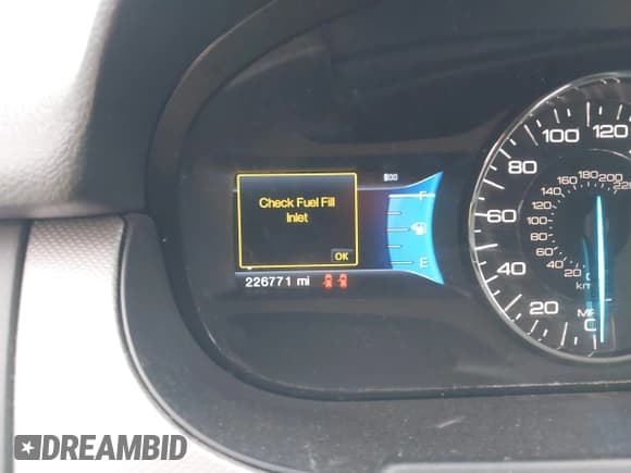 ✅ 2013 Ford Edge SEL • VIN: 2FMDK4JC4DBC65225 • Lot: 42376908. Wystawiony na IAAI z przebiegiem 226 771 mil. Bezpłatny archiwum sprzedaży aukcyjnych z USA i szczegółowy raport historii pojazdu na DreamBid. Zdjęcie 15.