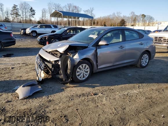 ✅ 2021 Hyundai Accent SE • VIN: 3KPC24A6XME143326 • Лот: 88719205. Опубликован ранее на Copart с пробегом Не указан. Бесплатный доступ к архиву аукционных продаж из США и подробный отчёт об истории автомобиля на DreamBid. Изображение 1.