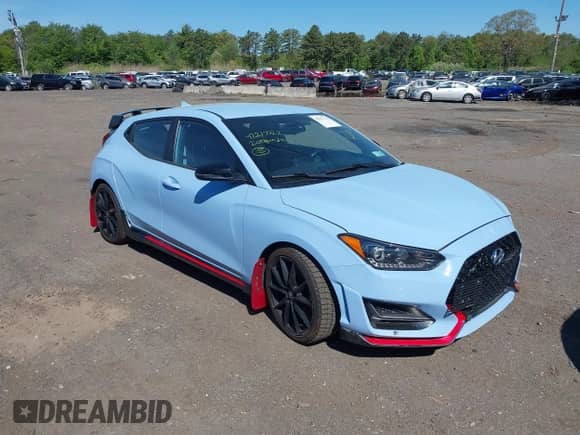 2020 Hyundai Veloster z VIN KMHT36AH8LU003913, wystawiony jako IAAI lot #42217722 z przebiegiem 33 996 mil mil oraz . Historia ofert i sprzedaży dostępna na DreamBid. Obrazek 1.