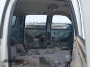 ✅ 2004 Chevrolet Suburban LT • VIN: 3GNGK26U24G303577 • Lot: 42881307. Wystawiony na IAAI z przebiegiem Nie podano. Bezpłatny archiwum sprzedaży aukcyjnych z USA i szczegółowy raport historii pojazdu na DreamBid. Zdjęcie 8.