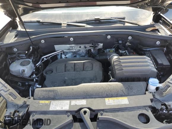 ✅ 2024 Volkswagen Atlas SE • VIN: 1V2JR2CA7RC501357 • Lot: 82263825. Listed on Copart with 23,962 mi. Free auction sales archive from the USA and detailed vehicle history report at DreamBid. Image 12.