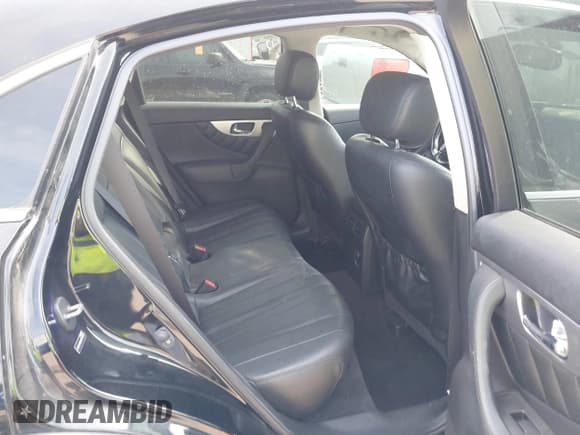 ✅ 2012 Infiniti FX Limited Edition • VIN: JN8AS1MW8CM154363 • Lot: 43525545. Wystawiony na IAAI z przebiegiem 142 455 mil. Bezpłatny archiwum sprzedaży aukcyjnych z USA i szczegółowy raport historii pojazdu na DreamBid. Zdjęcie 8.