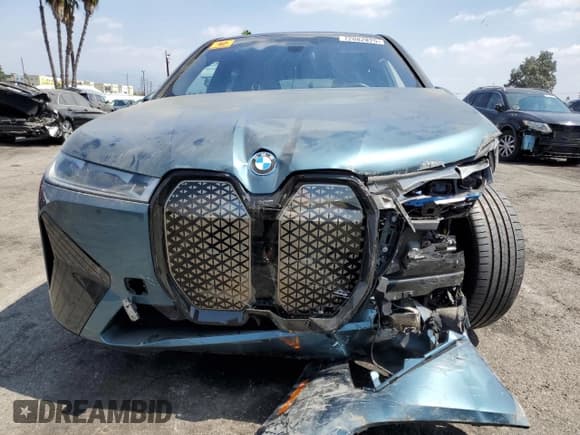 ✅ 2024 BMW iX M60 • VIN: WB533CF07RCP80888 • Lot: 72082825. Wystawiony na Copart z przebiegiem 32 833 mil. Bezpłatny archiwum sprzedaży aukcyjnych z USA i szczegółowy raport historii pojazdu na DreamBid. Zdjęcie 5.