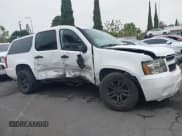 ✅ 2007 Chevrolet Suburban LTZ • VIN: 1GNFC16077R223342 • Lot: 42513496. Listed on IAAI with 256,637 mi. Free auction sales archive from the USA and detailed vehicle history report at DreamBid. Image 12.