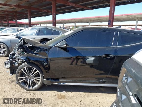 ✅ 2017 Hyundai Veloster Turbo • VIN: KMHTC6AE8HU314478 • Lot: 43567013. Wystawiony na IAAI z przebiegiem 115 504 mil. Bezpłatny archiwum sprzedaży aukcyjnych z USA i szczegółowy raport historii pojazdu na DreamBid. Zdjęcie 14.