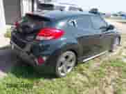 2013 Hyundai Veloster Turbo z VIN KMHTC6AE7DU124293, wystawiony jako IAAI lot #41924836 z przebiegiem 141 685 mil mil oraz . Historia ofert i sprzedaży dostępna na DreamBid. Obrazek 4.