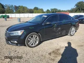 ✅ 2018 Volkswagen Passat SE • VIN: 1VWBA7A34JC032874 • Lot: 90885145. Wystawiony na Copart z przebiegiem 142 842 mil. Bezpłatny archiwum sprzedaży aukcyjnych z USA i szczegółowy raport historii pojazdu na DreamBid. Zdjęcie 1.