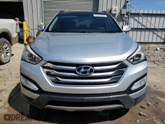 ✅ 2015 Hyundai Santa Fe • VIN: 5XYZW4LA2FG262686 • Лот: 51172254. Опубликован ранее на Copart с пробегом 170 328 миль. Бесплатный доступ к архиву аукционных продаж из США и подробный отчёт об истории автомобиля на DreamBid. Изображение 5.
